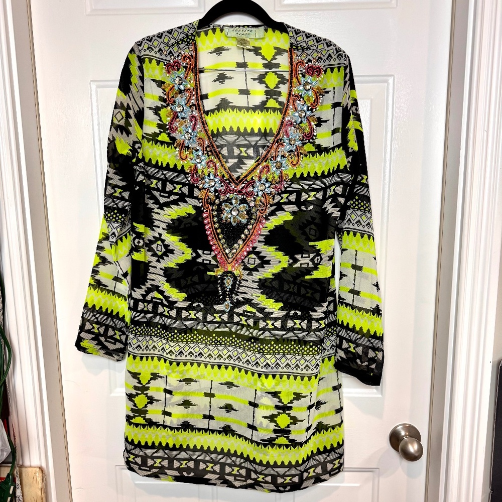 Nouveau Beach Swim Coverup Beaded V Neck Size Large EUC